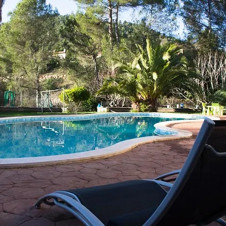Sleeps 9 Pool Wifi