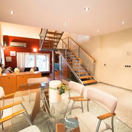 Sleeps 9 Pool Wifi Villa Matadepera